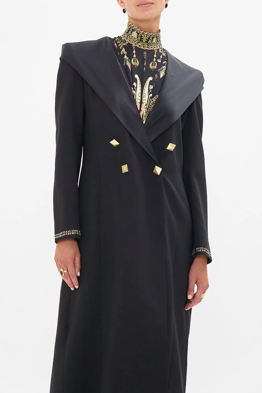 LONG COAT WITH HOOD THEY CALLED HER NEFERTARI
